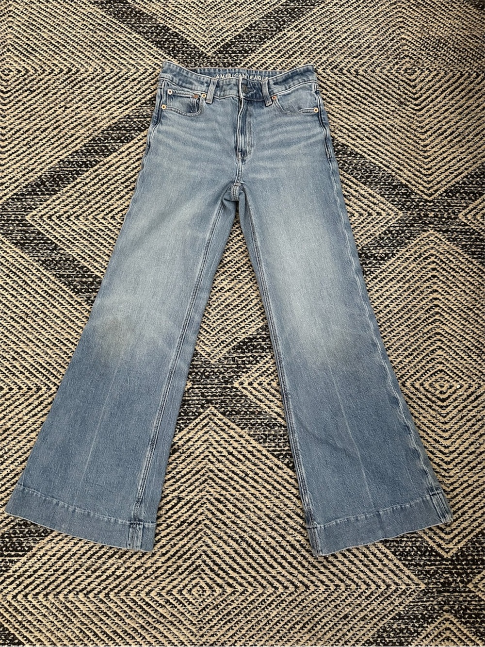 Light Blue Wide-Leg Women’s Jeans - American Eagle